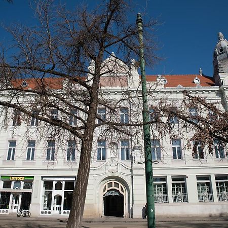 Szechenyi Center Aparthotel Szeged Exterior photo